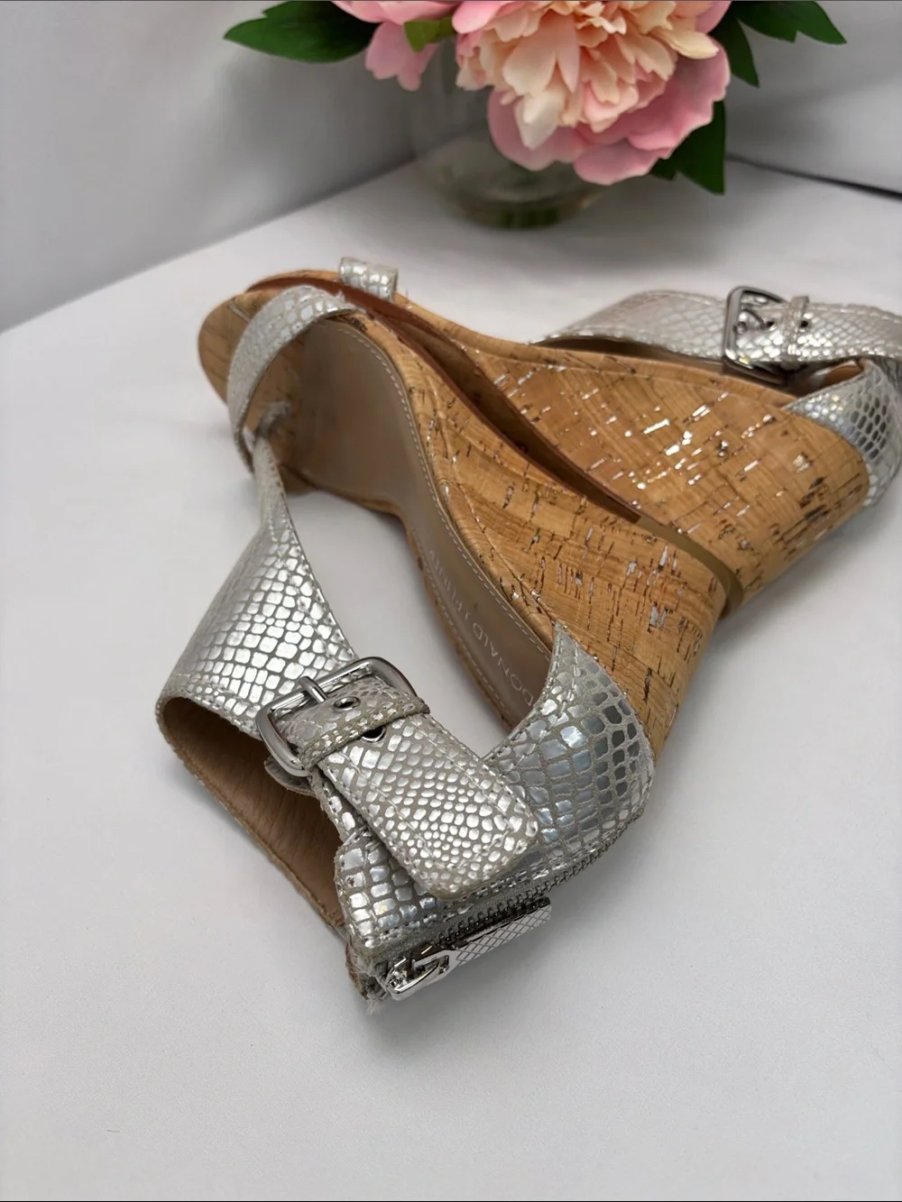Donald J. Pliner “June”Women’s‎ 6 Silver Textured Cork Wedge Sandals #435